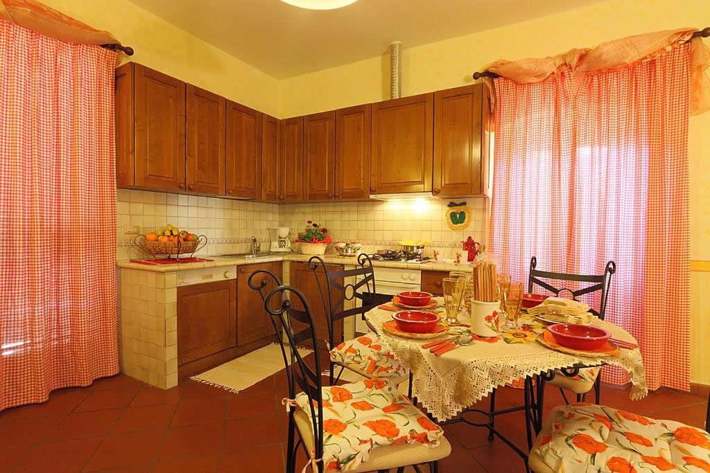 Casa Vacanze Casa Italia Lamporecchio Extérieur photo